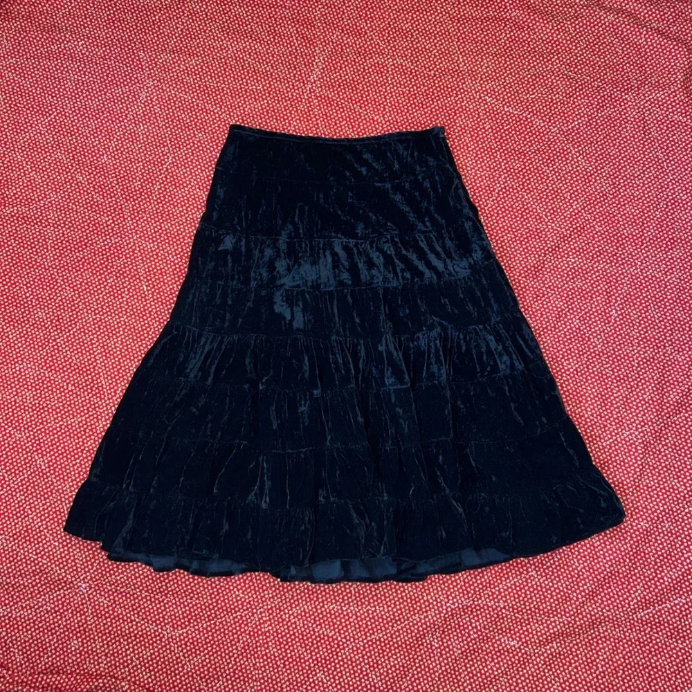 Apostrophe Black 2000s vintage Velvet Tiered maxi Skirt
